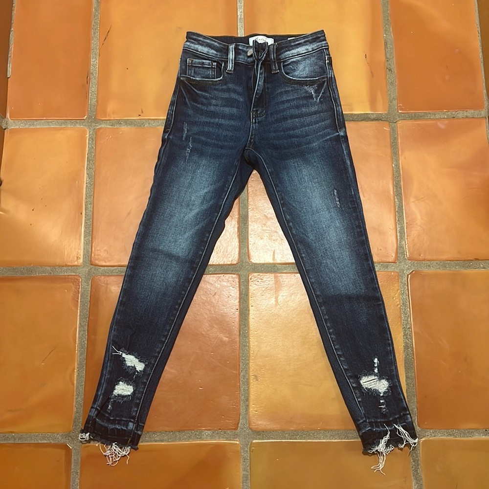 Girls KanCan High Rise ankle skinny jeans. Size 10